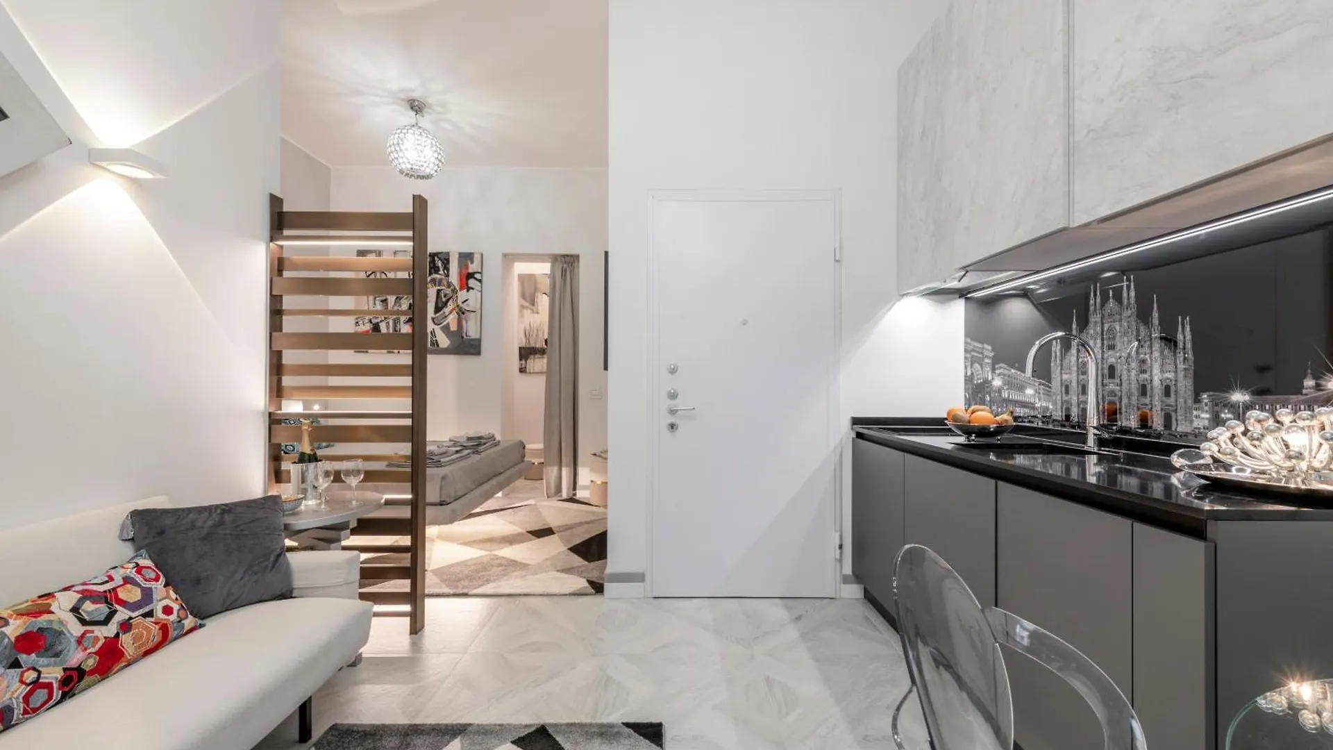 Falcone, 5 - Downtown Apartment Milano 0*,